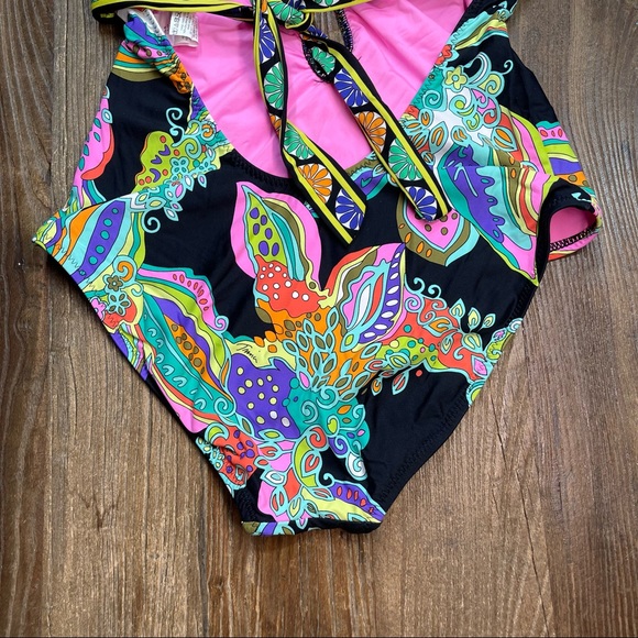 Trina Turk Sea Garden Multi One Piece Halter Cross-back Swimsuit Size 6 - Picture 9 of 11